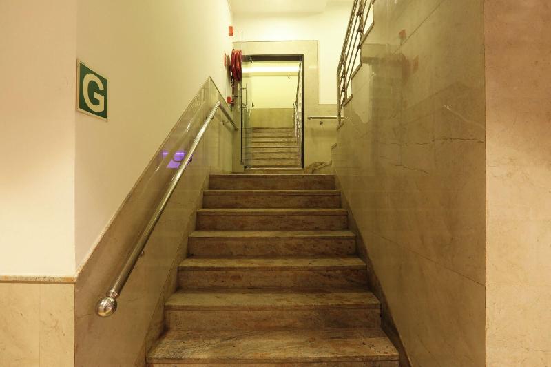 Hotel Arch Suites image