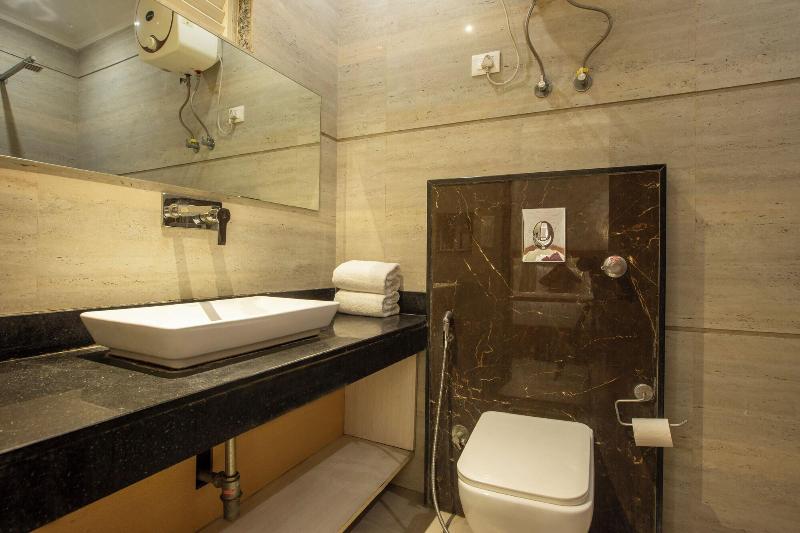 Hotel Arch Suites image
