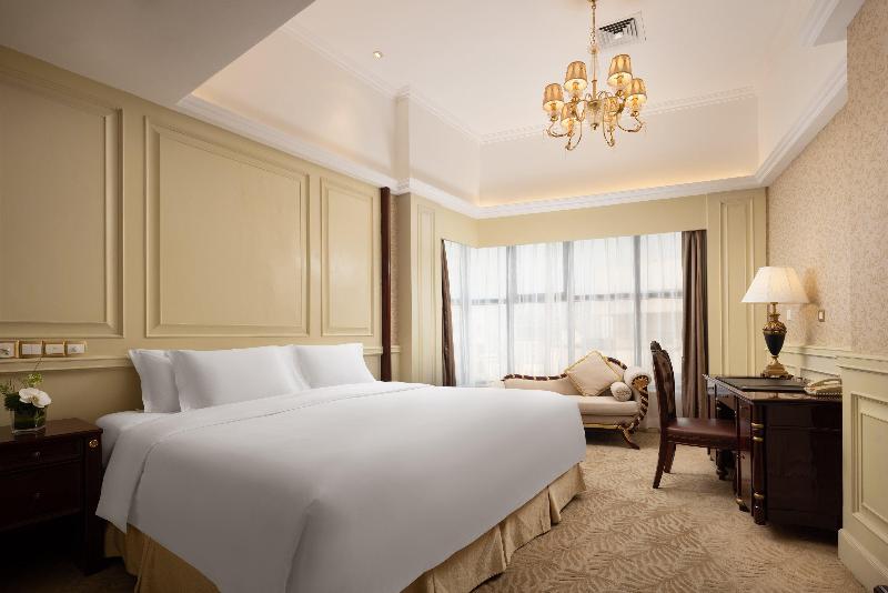 Crowne Plaza Hotel & Suites Landmark Shenzhen