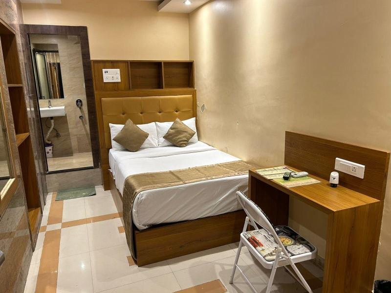 Hotel Bkc Mannat image
