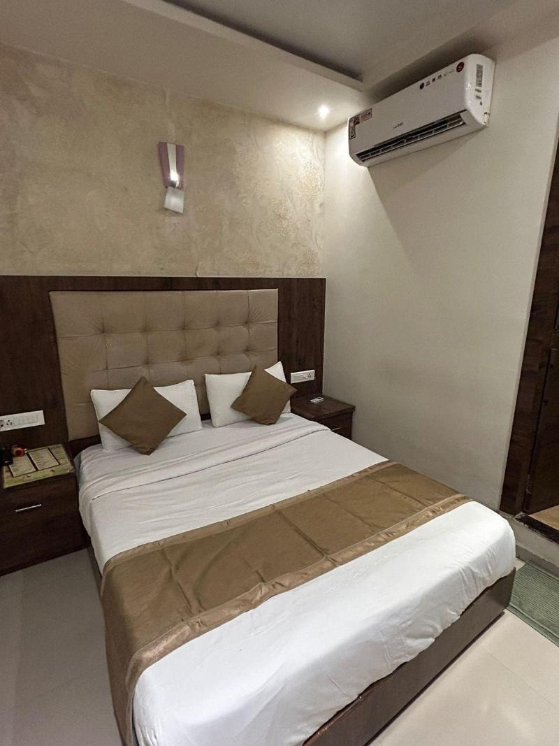 Hotel Bkc Mannat image