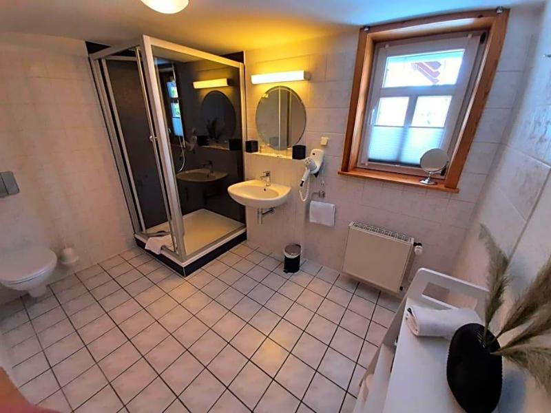 Landhotel Gemeindeschv Nke image