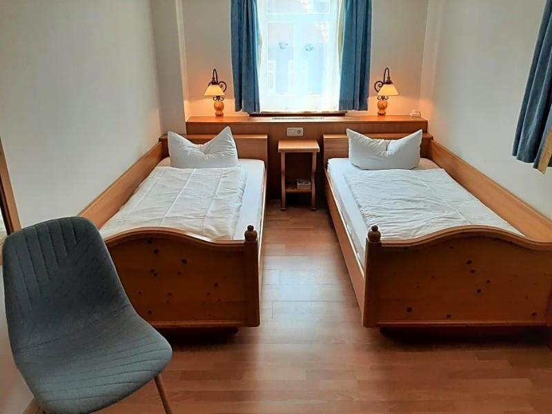 Landhotel Gemeindeschv Nke image