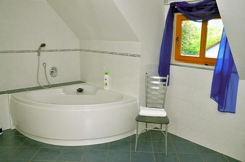 Landhotel Gemeindeschv Nke image
