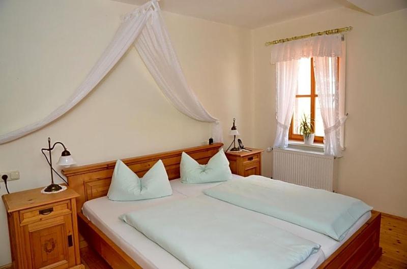 Landhotel Gemeindeschv Nke image
