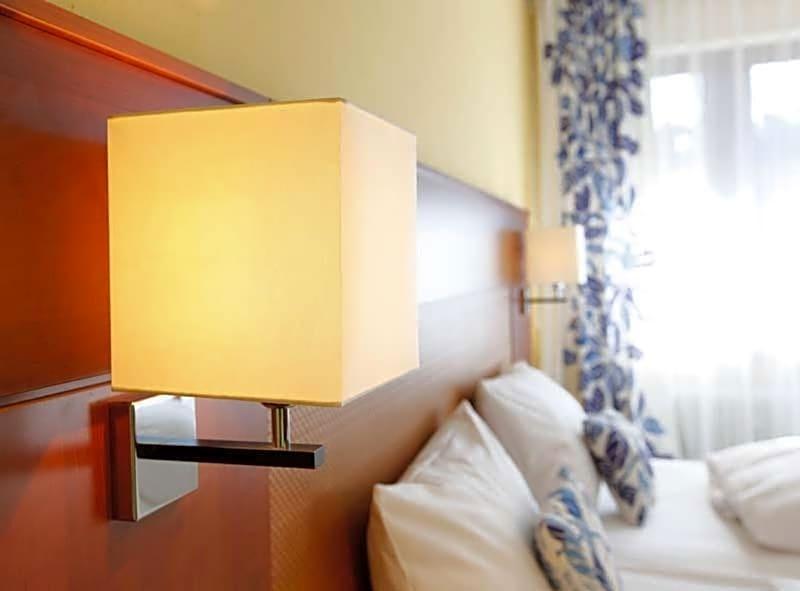 Ahorn Hotel image