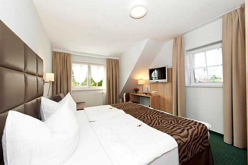 Landhotel Zum Erbgericht image