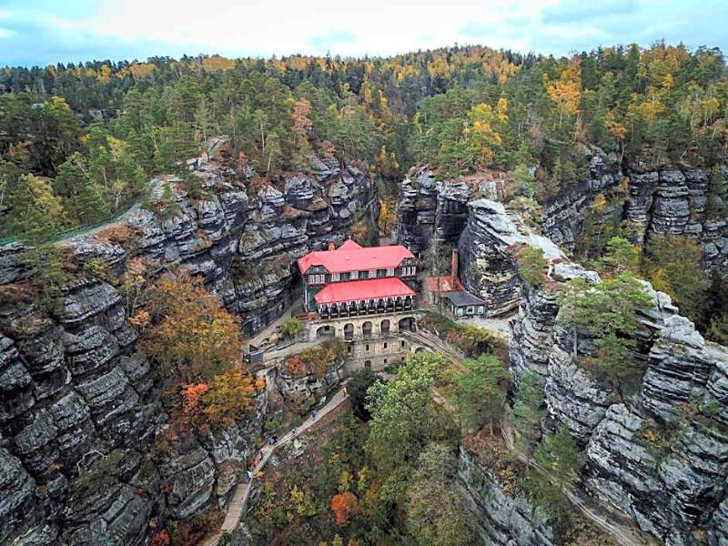 Landhotel Zum Erbgericht image