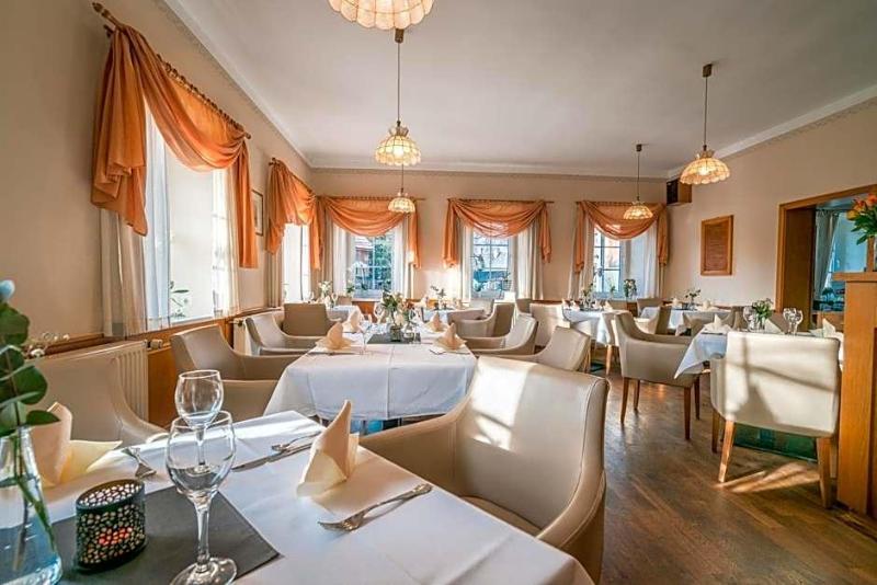 Landhotel Zum Erbgericht image