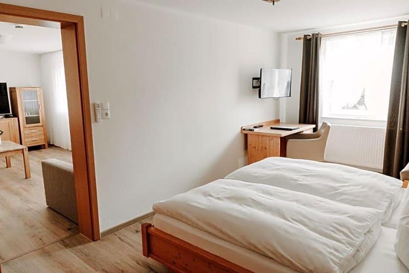 Landhotel Zum Erbgericht image