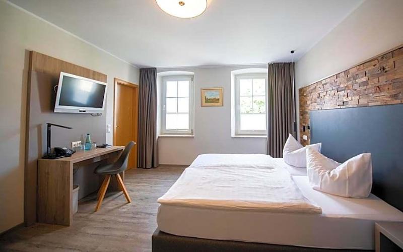 Landhotel Zum Erbgericht image