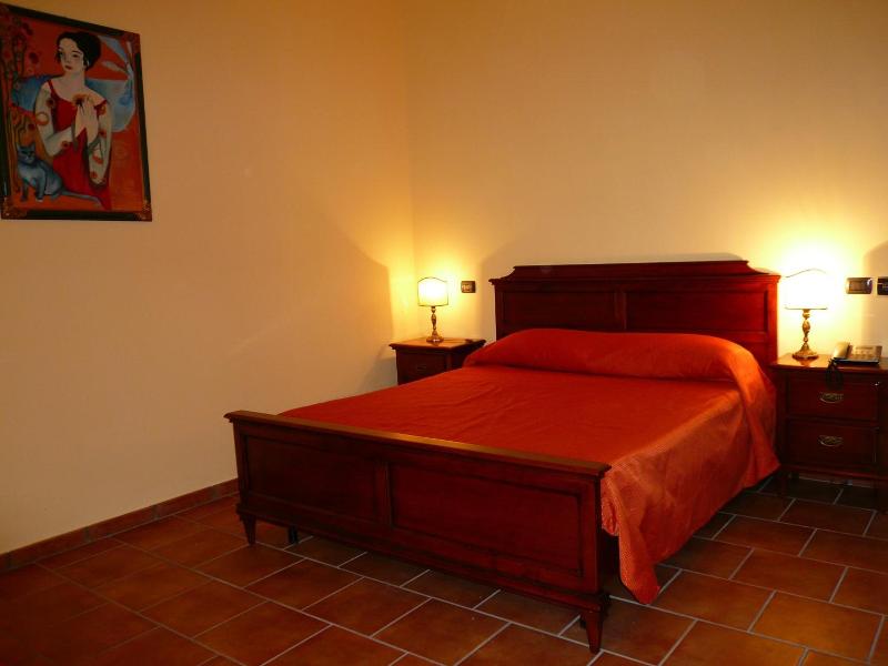 Tenuta Del Massimo Feudo image