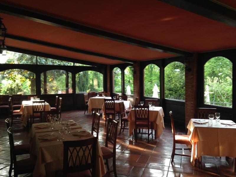 Tenuta Del Massimo Feudo image