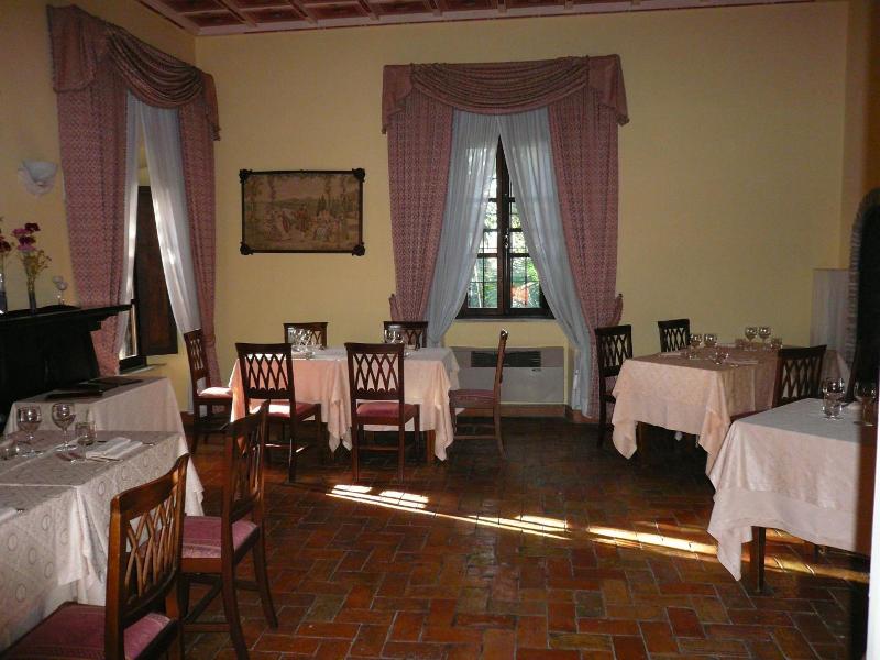 Tenuta Del Massimo Feudo image
