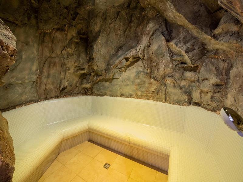 Hotel Tyrol image