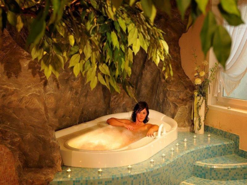 Hotel Tyrol image