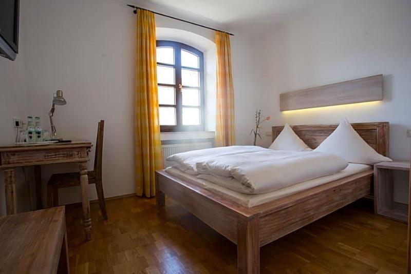 Landhotel Battenheimer Hof image