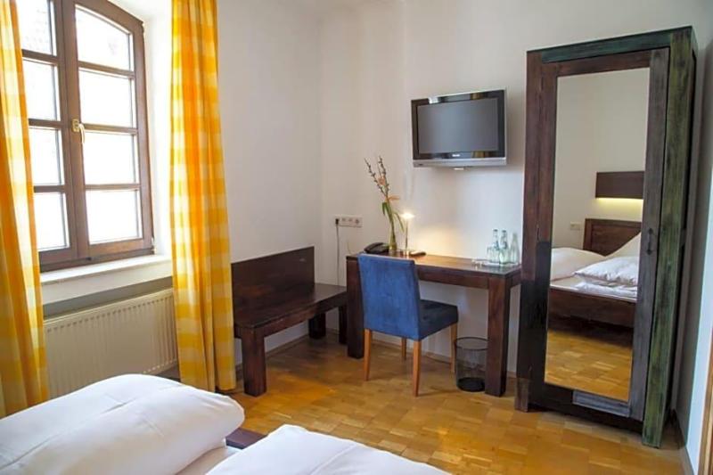 Landhotel Battenheimer Hof image