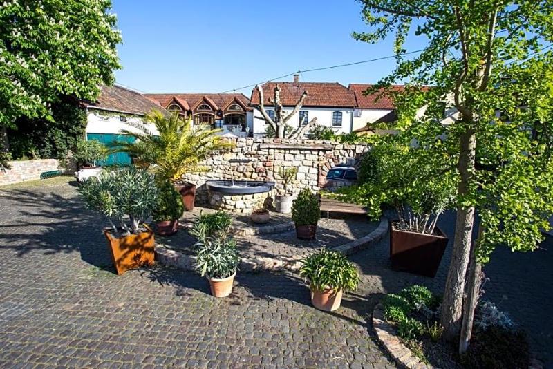 Landhotel Battenheimer Hof image