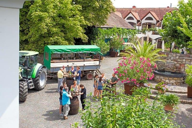 Landhotel Battenheimer Hof image
