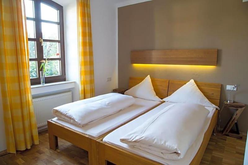 Landhotel Battenheimer Hof image