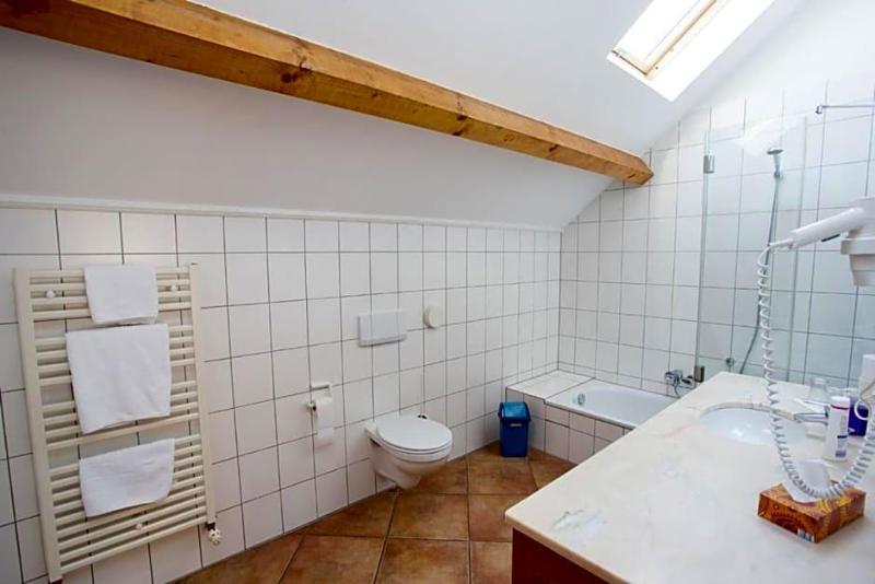Landhotel Battenheimer Hof image
