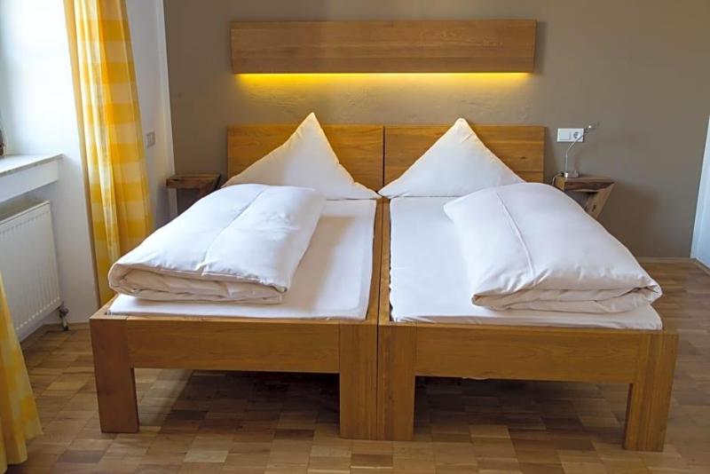 Landhotel Battenheimer Hof image