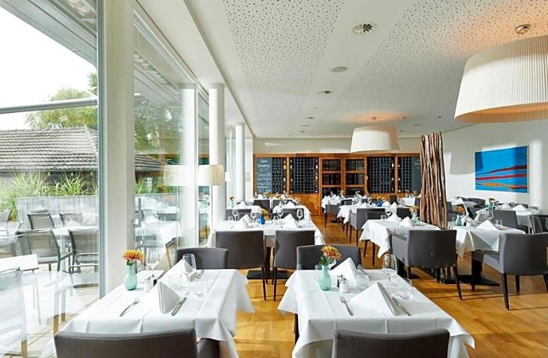 Seehotel Kressbronn image