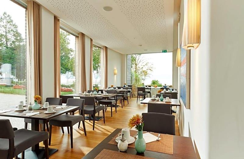 Seehotel Kressbronn image
