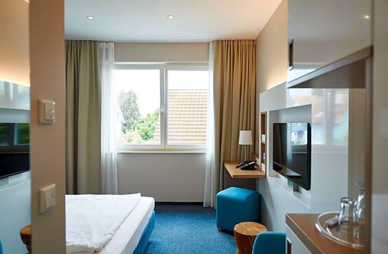 Seehotel Kressbronn image