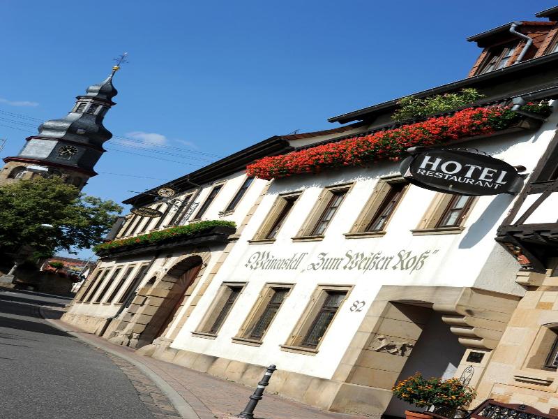 Weinkastell Zum Weissen Ross image