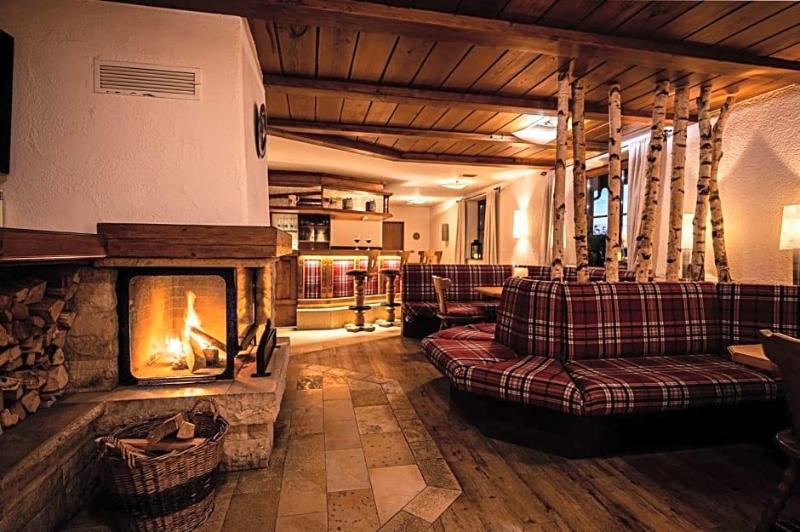 Hotel Johanneshof image