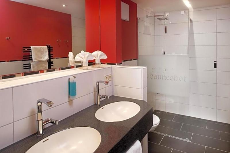 Hotel Johanneshof image