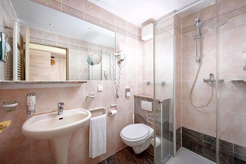 Seehotel Grunewald image