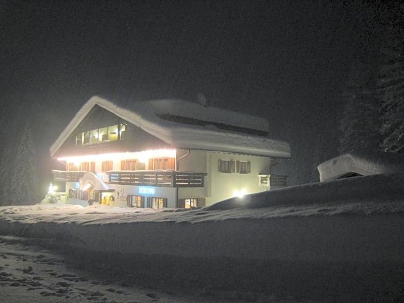 Hotel Ristorante Baita Dovich image