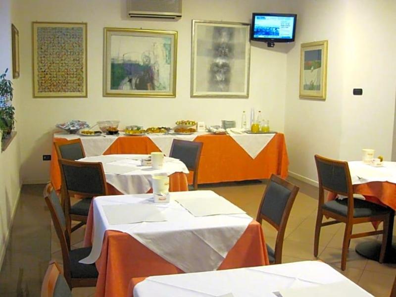 Hotel Ristorante Anita image