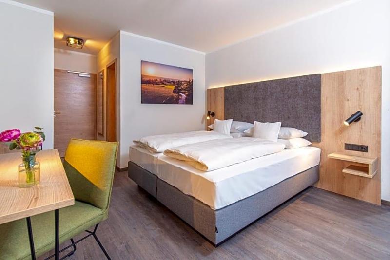 Hotel Schwan image