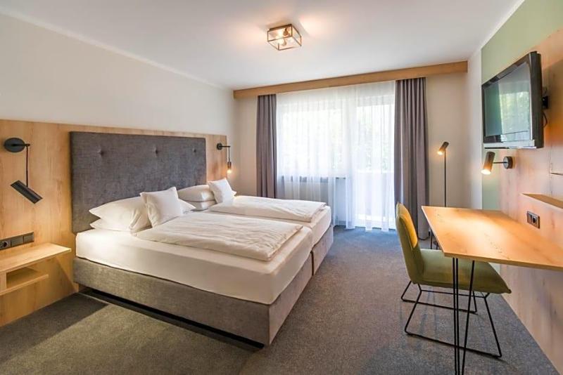 Hotel Schwan image
