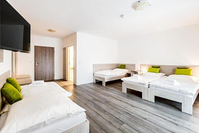 Hotel Anna Hilden image