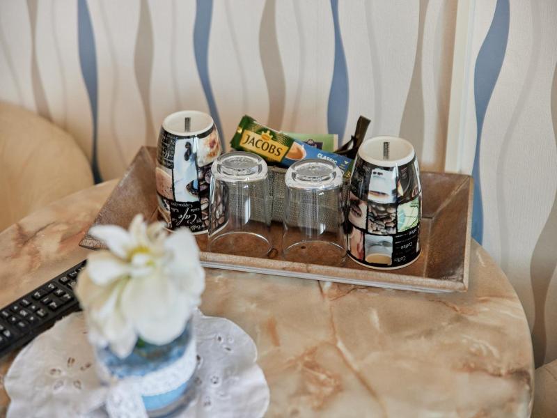 Cafe Rosi image