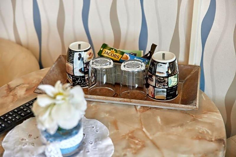 Cafe Rosi image