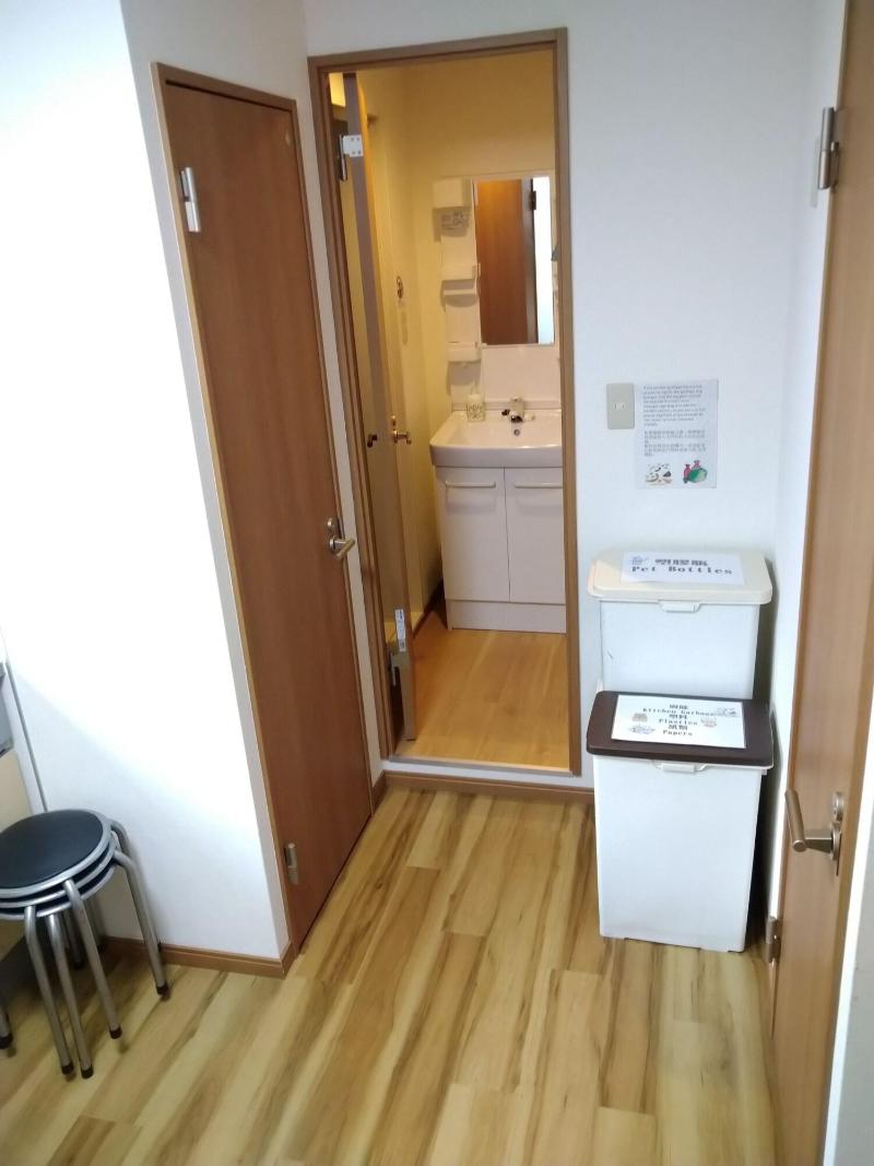 Issyuku Hotel Kaminarimon image