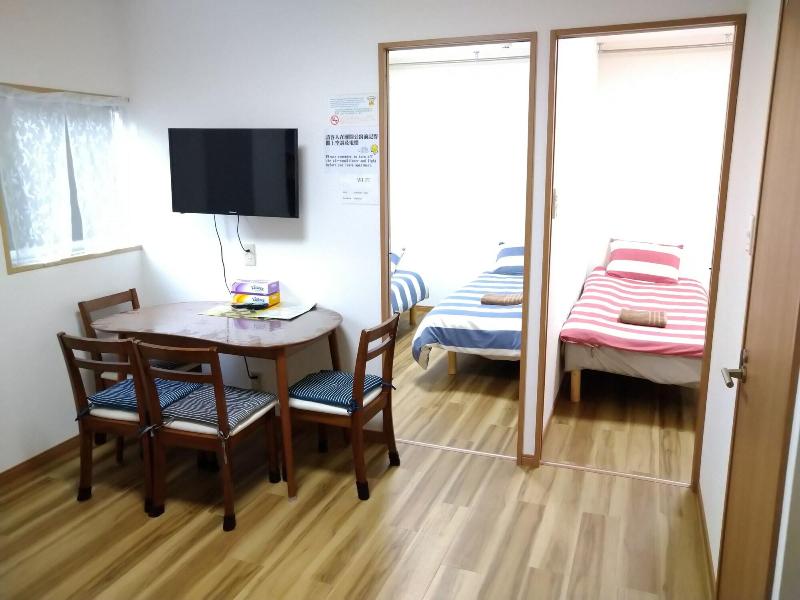Issyuku Hotel Kaminarimon image