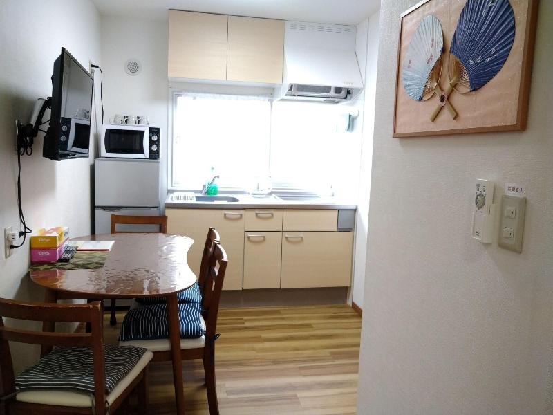 Issyuku Hotel Kaminarimon image