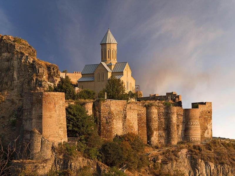 Hotel King Tom image