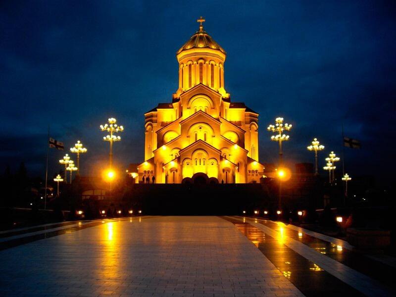 Hotel King Tom image