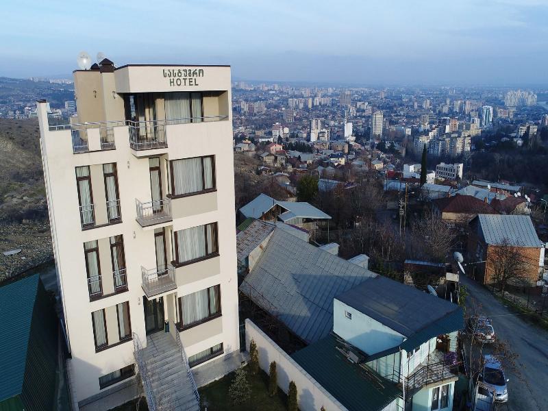 Hotel King Tom image