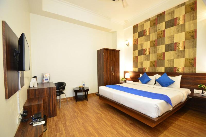 Hotel Sapphire World image
