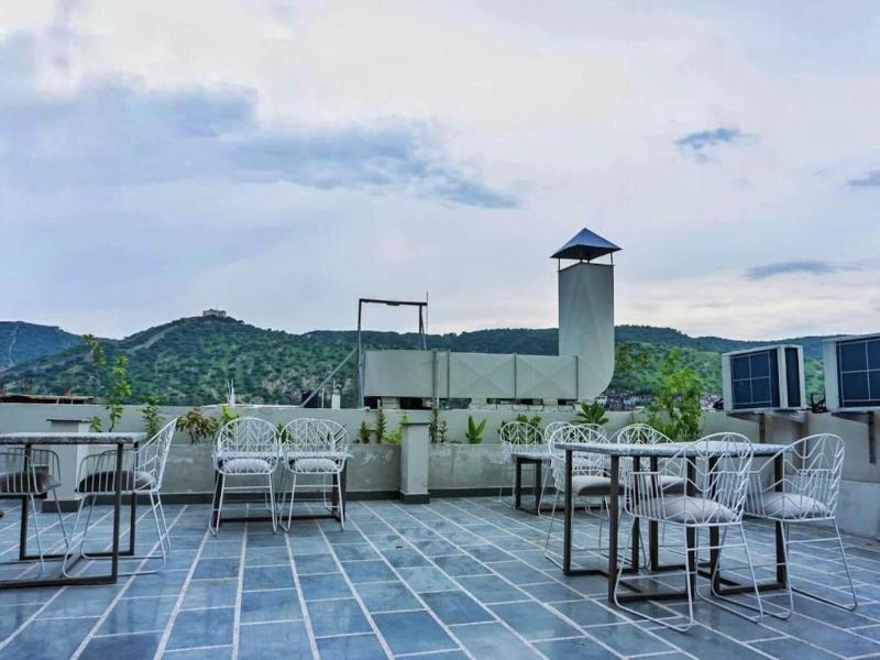 The Raas Mahal Hotel image