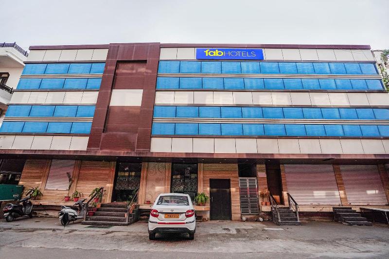 Fabhotel Idea Inn image